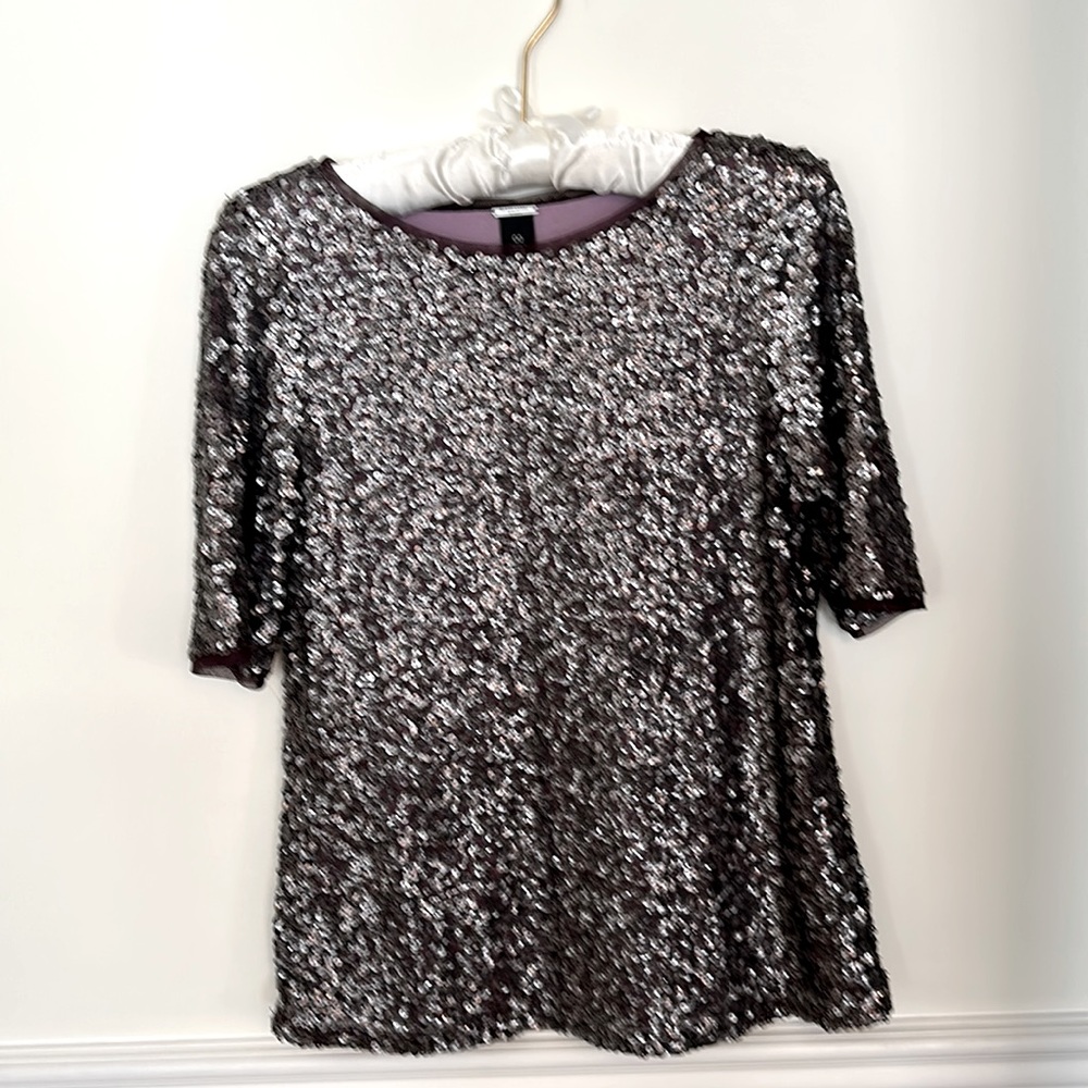 Chicos Black Label Silver Sequin Top Tee Short Sleeves Fully Lined XS 00